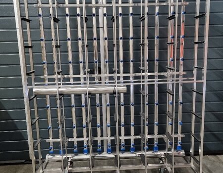 Empty Tecniplast Blueline rack Type 1284 48 single