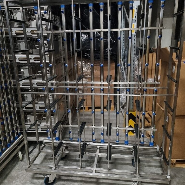 Empty Tecniplast IVC Rack Type 1291, 30 cages